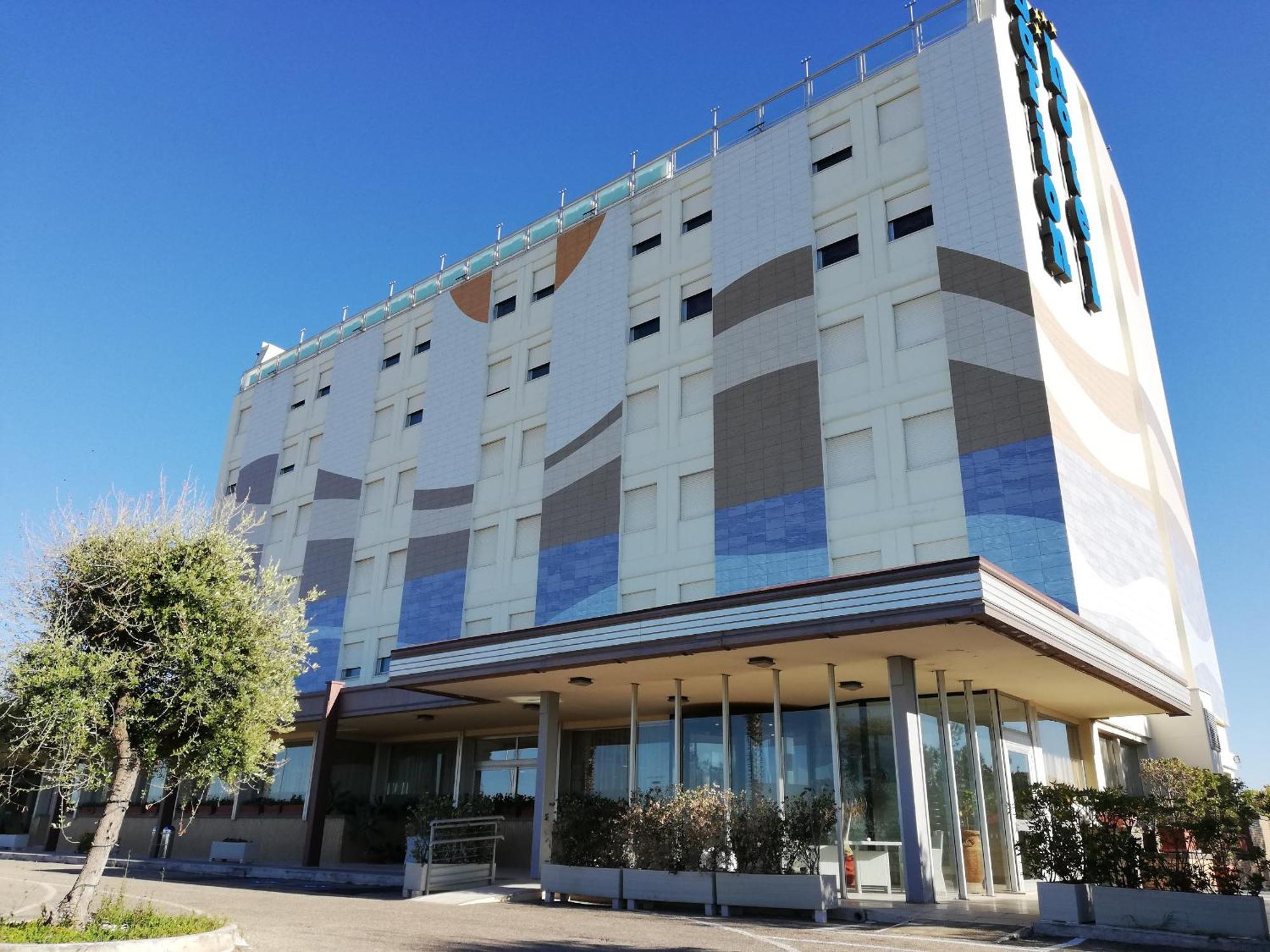 Barion Hotel & Congressi Exterior foto