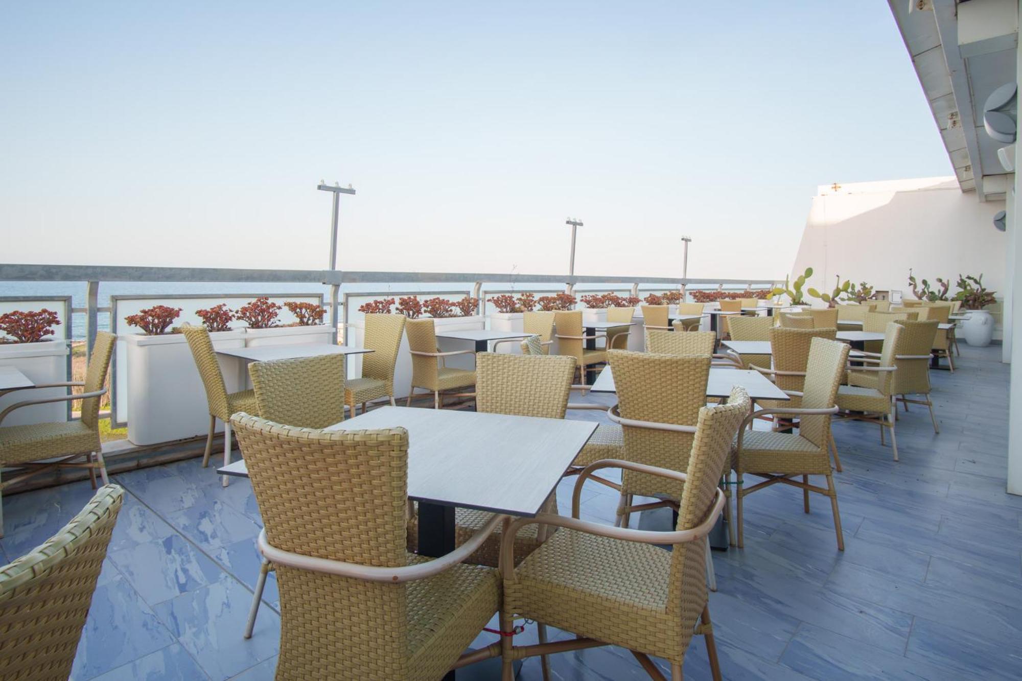 Barion Hotel & Congressi Exterior foto