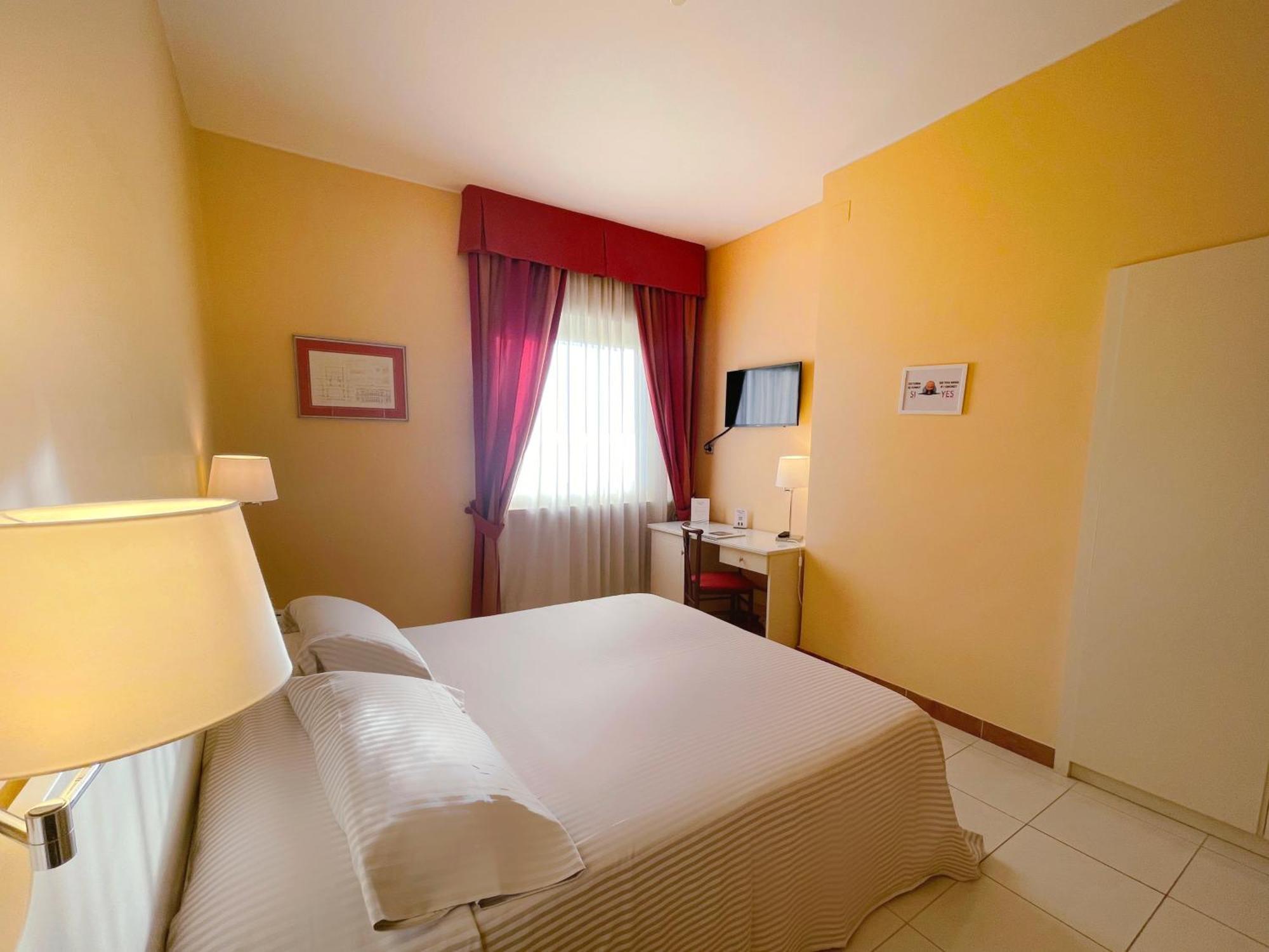 Barion Hotel & Congressi Exterior foto