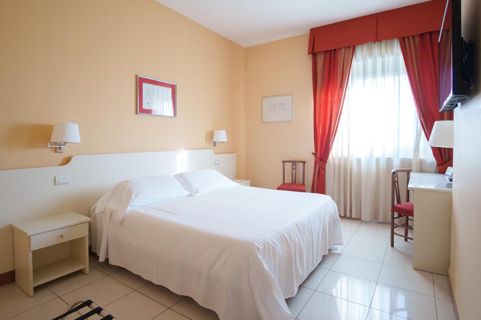 Barion Hotel & Congressi Exterior foto